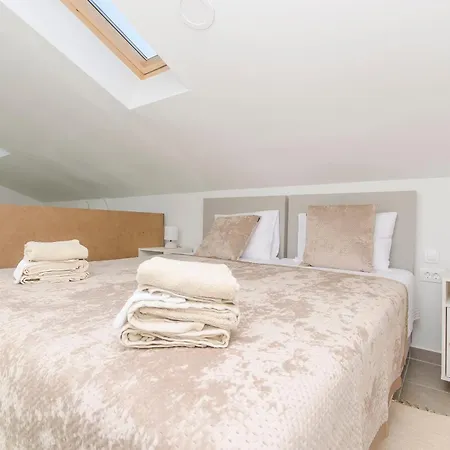 Danijela Apartment Primosten